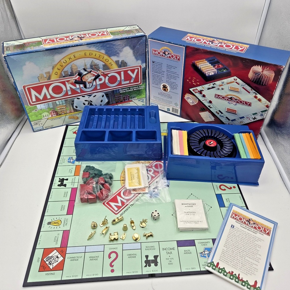 Monopoly Deluxe Edition Board Game Gold Tokens Carousel 1995 *Missing 1 Dice*